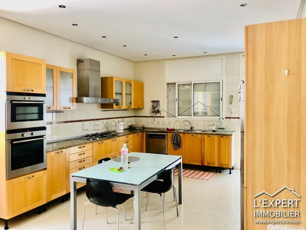 villa gammarth location